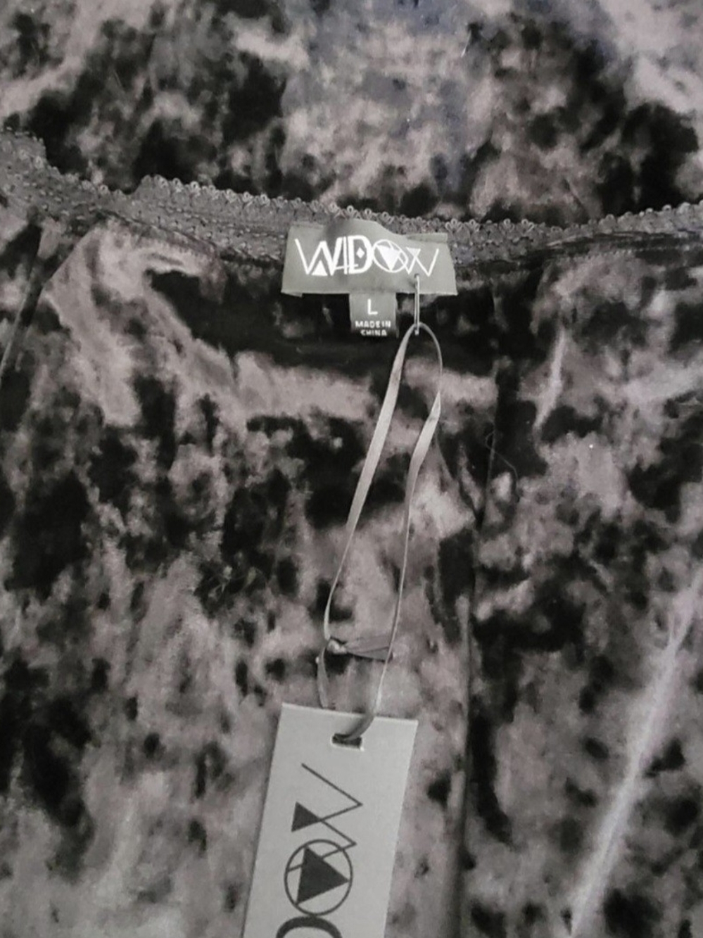 ✨️ NWT ✨️ Dolls Kill Widow "Time Stands Still" Crushed Velvet Maxi Skirt